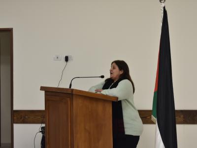 السيدة عبير حمد، مسؤولة برامج التأهيل 