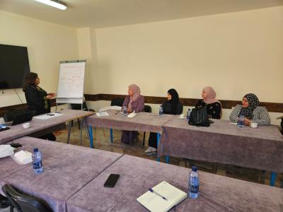 اجتماع مركز جبل النجمة للتأهيل مع عاملات التأهيل من ستة هيئات محلية 