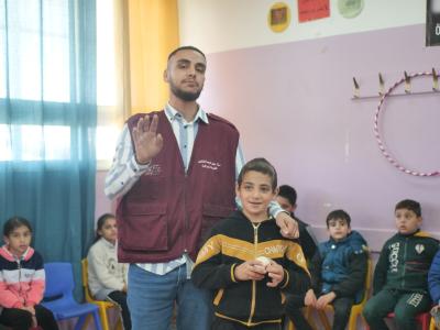 أنشطة للأطفال في مخيمات اللاجئيين